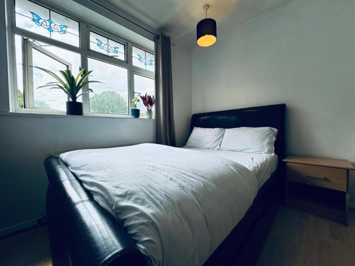 Whitechapel Lindley House R2 Hotel London Bagian luar foto