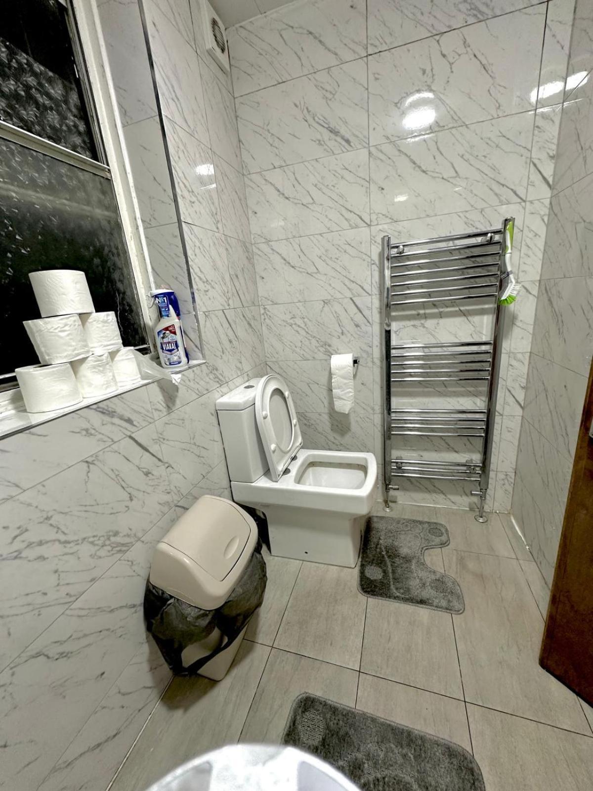 Whitechapel Lindley House R2 Hotel London Bagian luar foto